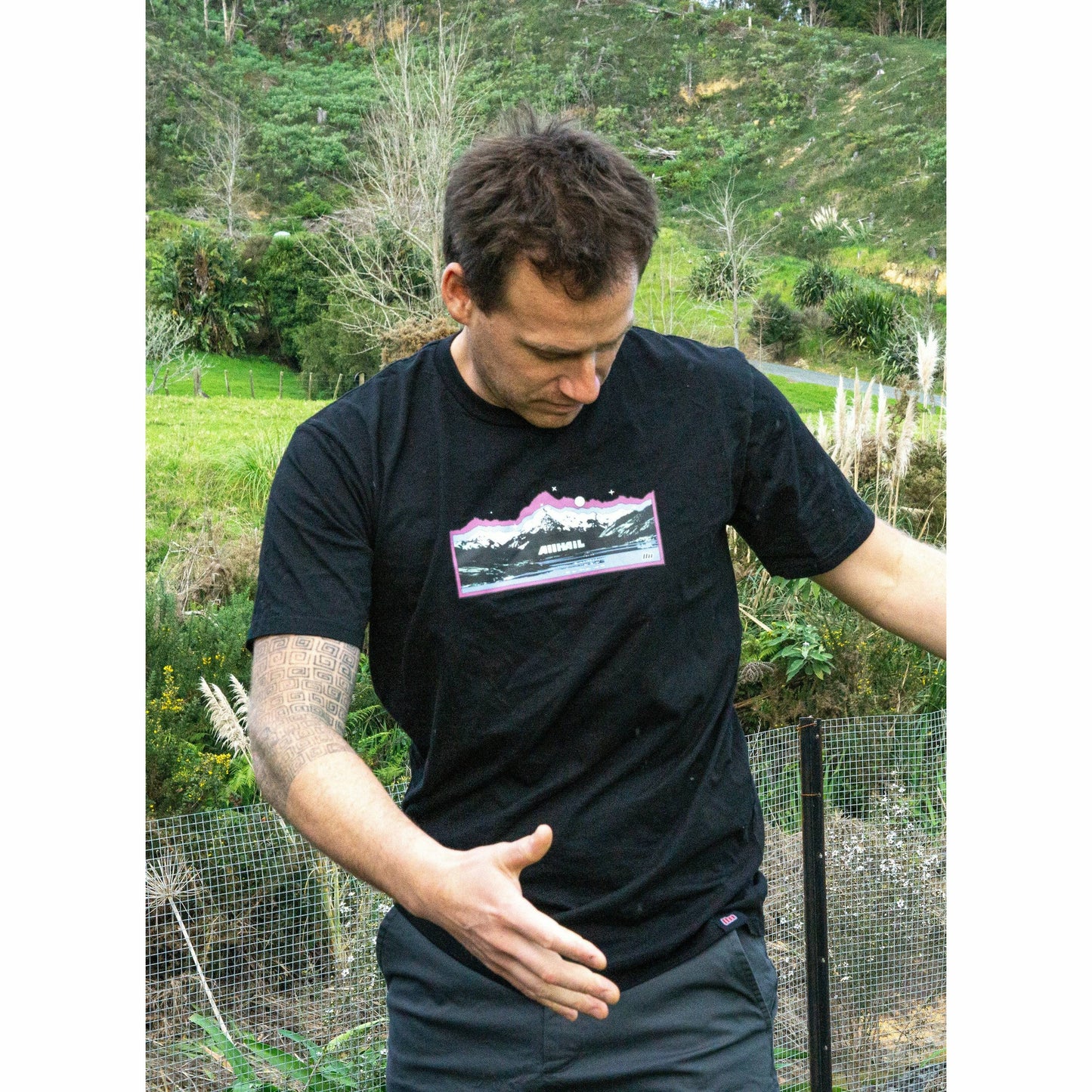 Aoraki Tee -Black